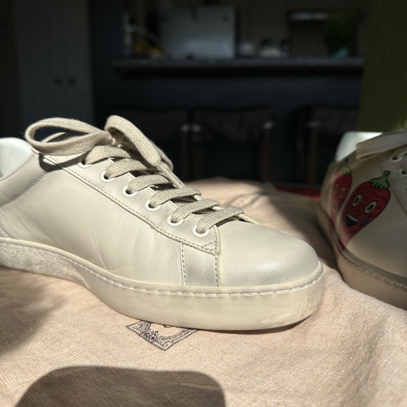 Gucci x Pablo Delcielo Off-White Strawberry Ace Sneakers - Picture 16 of 16